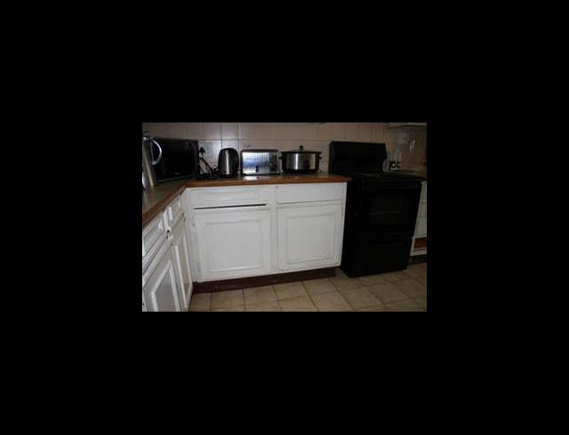 3 BEDROOM APARTMENT FOR SALE IN WINDSOR WEST